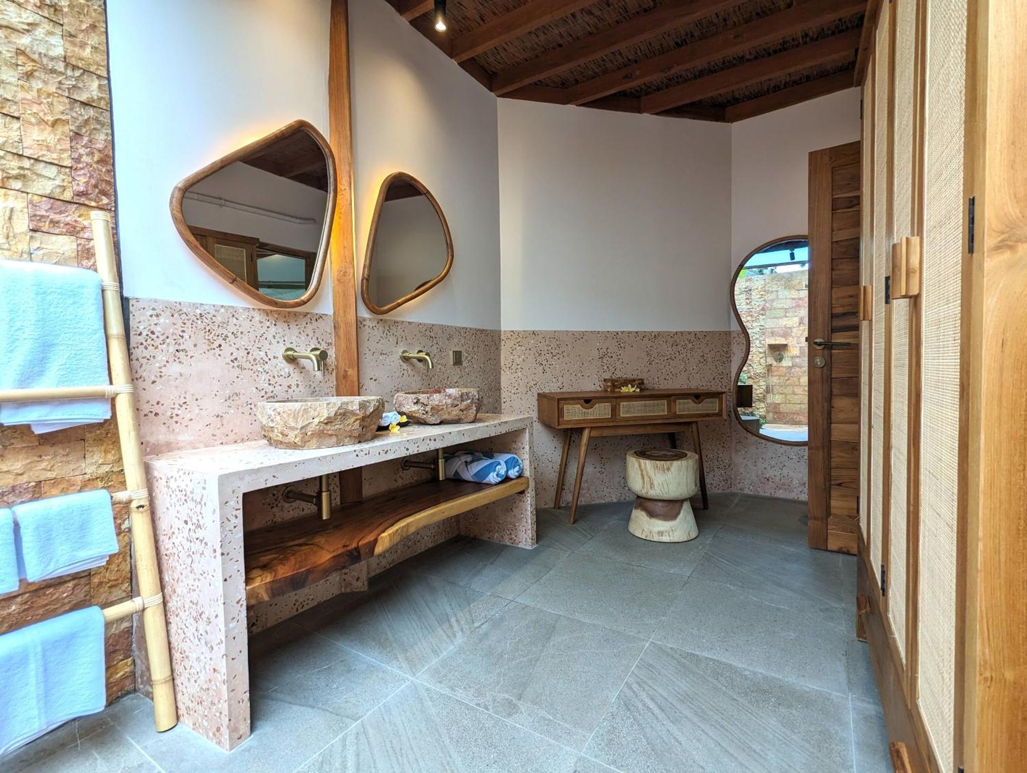 Puri Dajuma Terrace Eco Lodge & Spa Selemadeg  Экстерьер фото